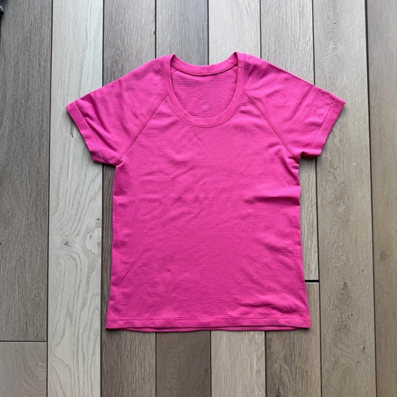 lululemon athletica Tops - Lululemon Women's Pink T-Shirt